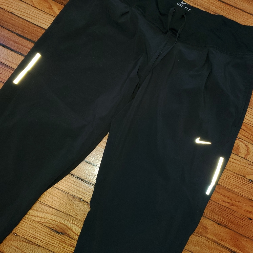 Nike Dri-Fit crop joggers rose gold reflective